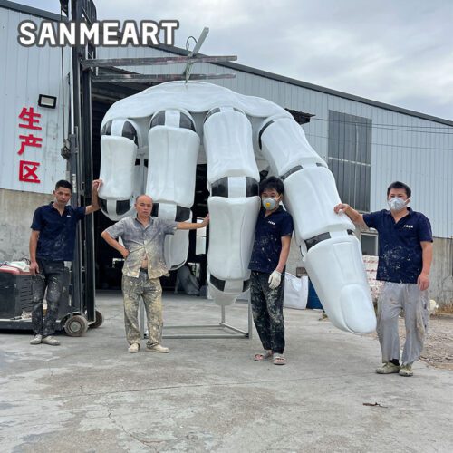 Our team created a 6-meter-long mechanical hand sculpture.</trp-post-container...