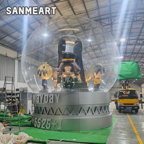 Our team completed a crystal ball sculpture with dimensions of 648cm (height) ...